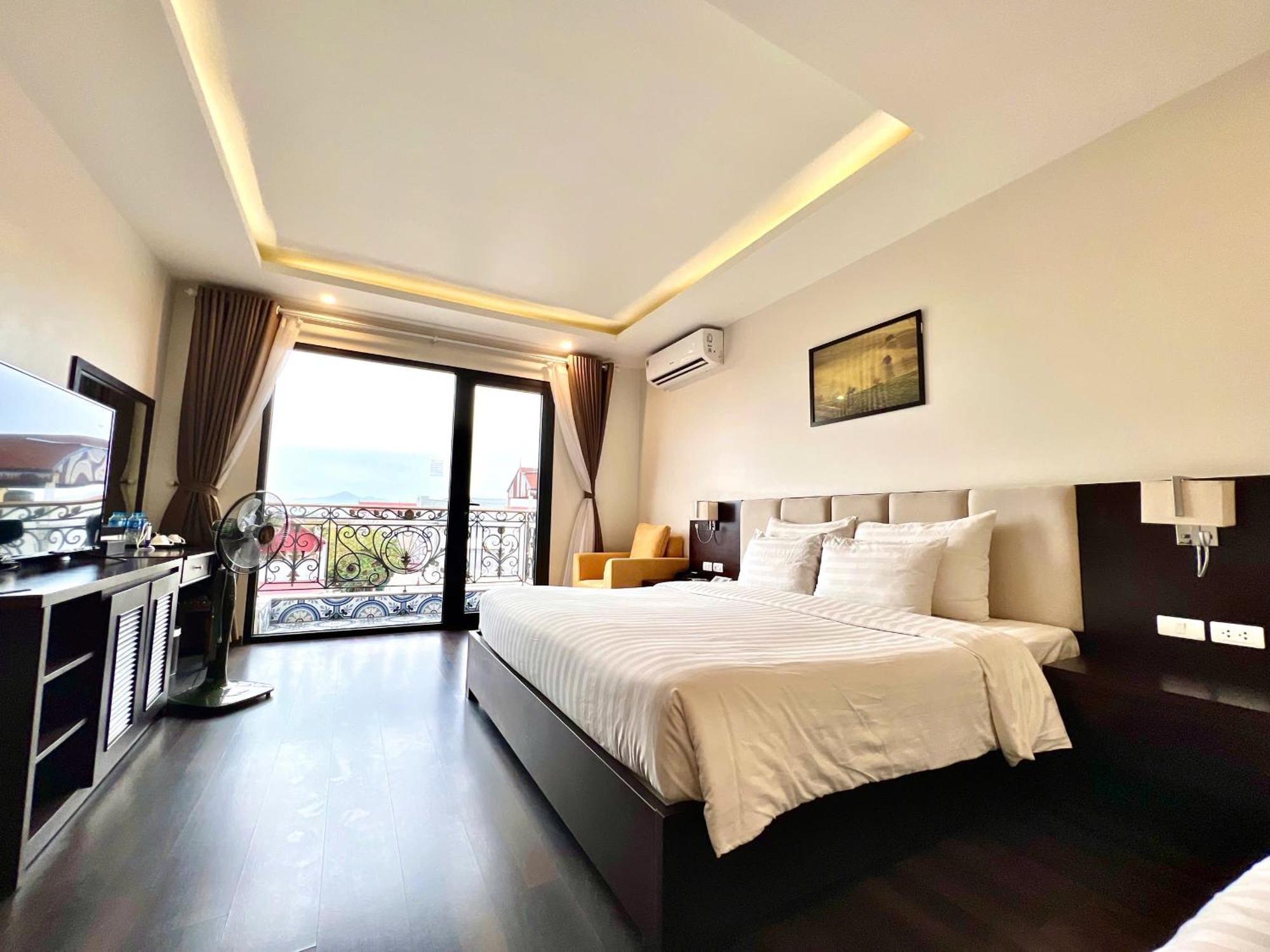 Paragon Noi Bai Hotel & Pool Hanoi Dış mekan fotoğraf