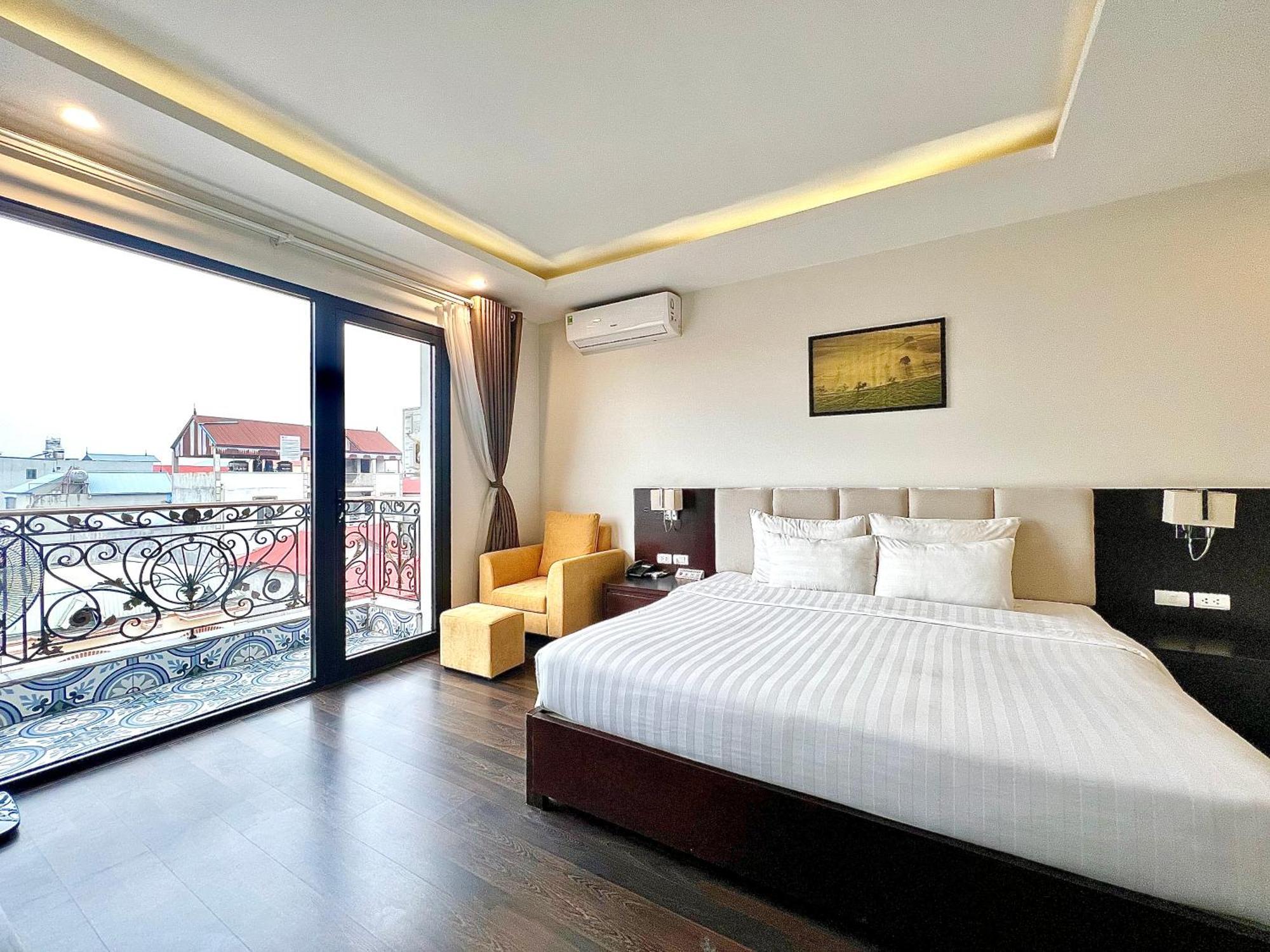 Paragon Noi Bai Hotel & Pool Hanoi Dış mekan fotoğraf
