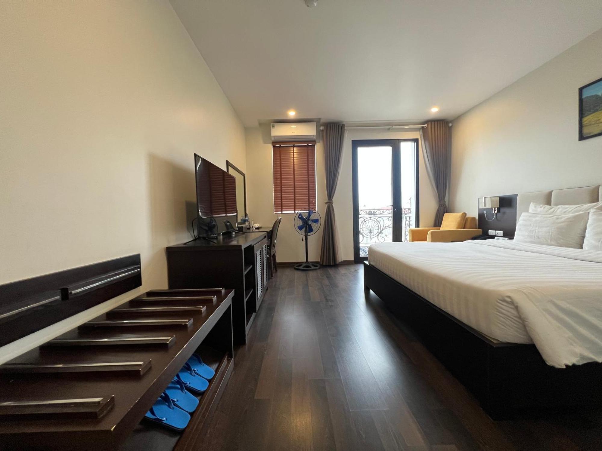 Paragon Noi Bai Hotel & Pool Hanoi Dış mekan fotoğraf